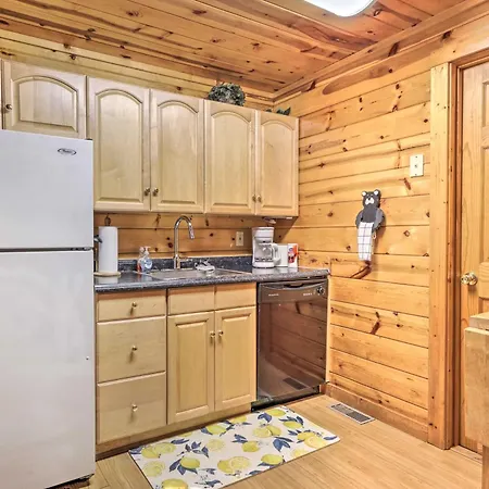 Cozy Mountain Cabin In Perfect Location Sevierville Exterior photo