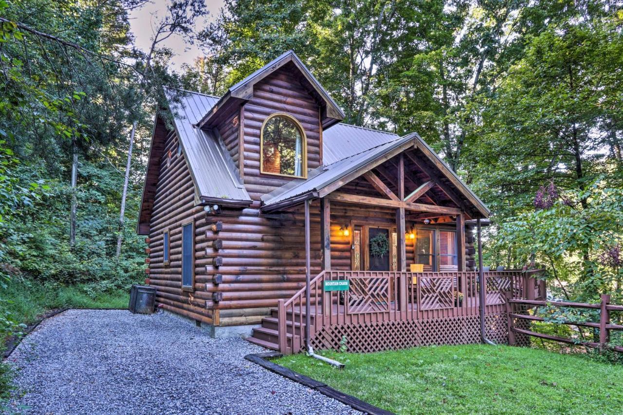 Cozy Mountain In Perfect Location * Sevierville